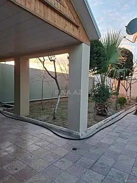 Satılır 5 otaqlı həyət evi 250 m²