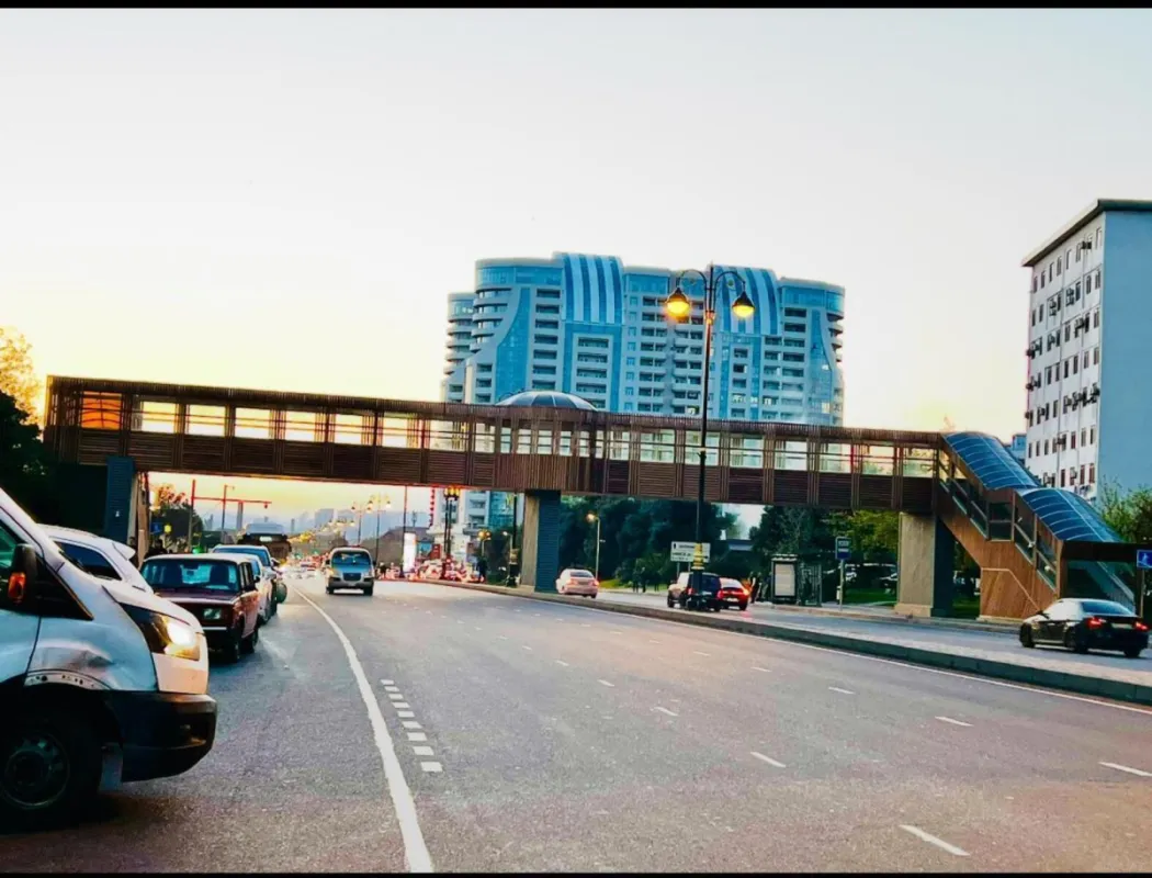 Satılır 1 otaqlı mənzil 40 m²