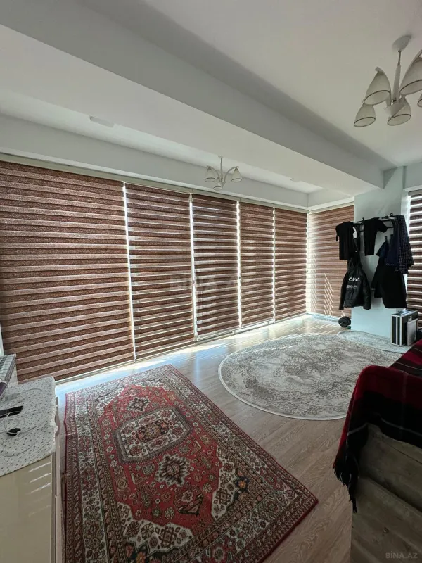 Kirayə verilir 3 otaqlı mənzil 140 m²