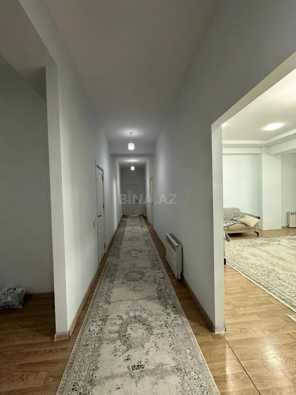 Kirayə verilir 3 otaqlı mənzil 140 m²