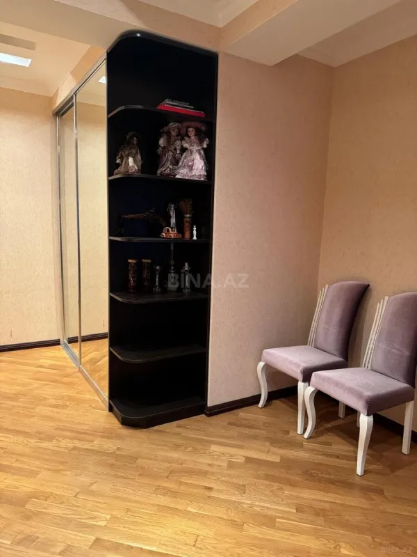 Satılır 2 otaqlı mənzil 85 m²