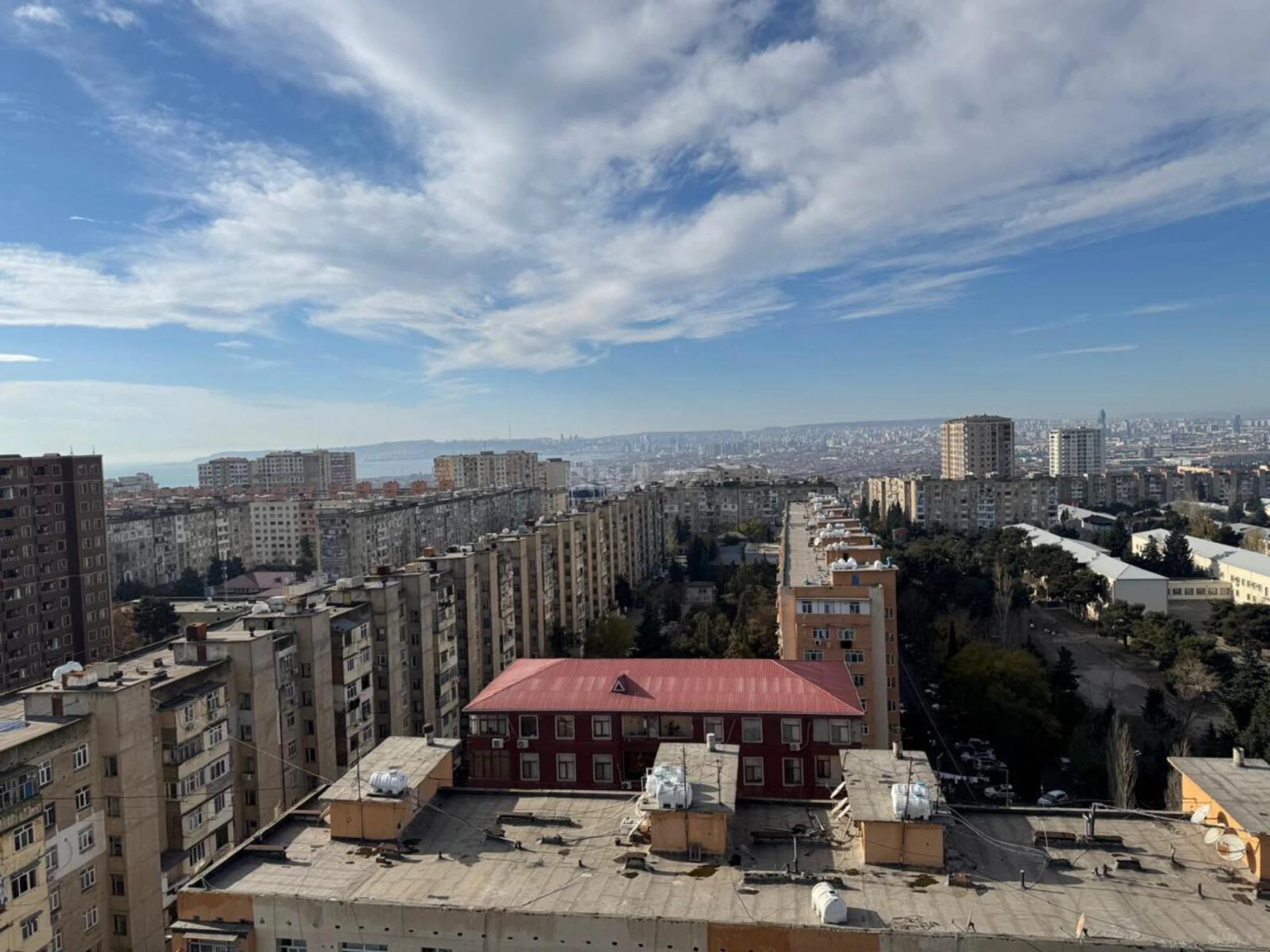 Satılır 2 otaqlı mənzil 85 m²