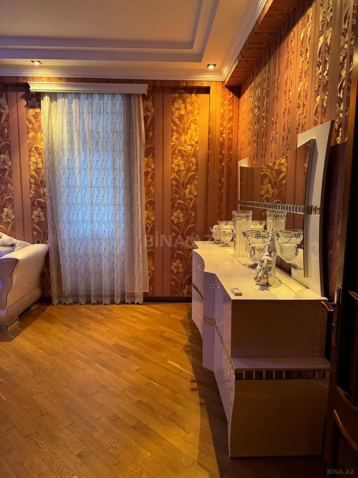 Satılır 2 otaqlı mənzil 85 m²