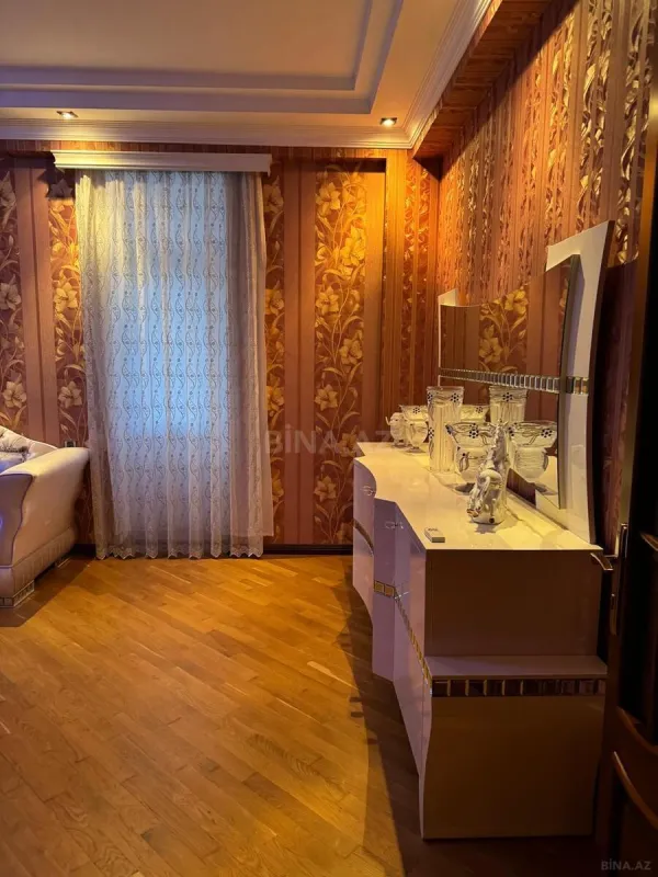 Satılır 2 otaqlı mənzil 85 m²