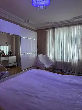 Satılır 2 otaqlı mənzil 85 m²