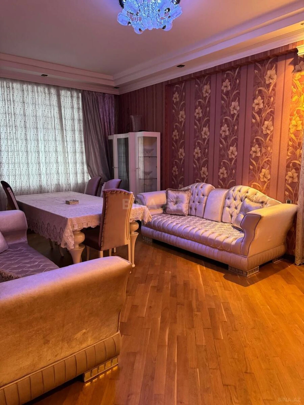 Satılır 2 otaqlı mənzil 85 m²