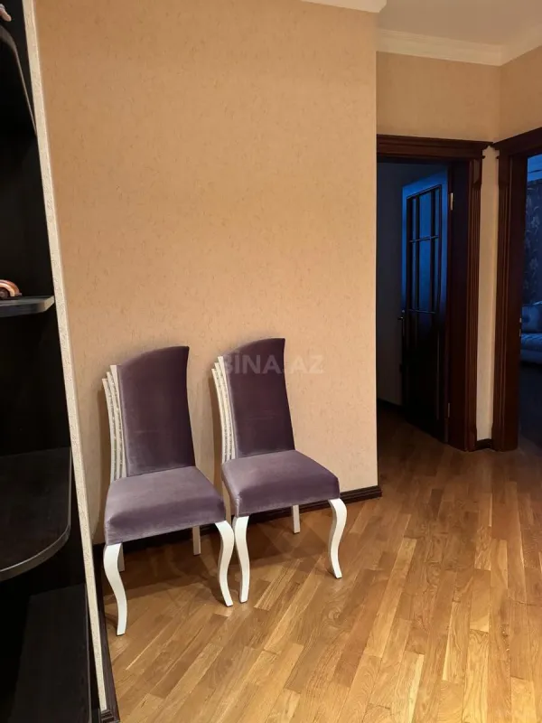 Satılır 2 otaqlı mənzil 85 m²