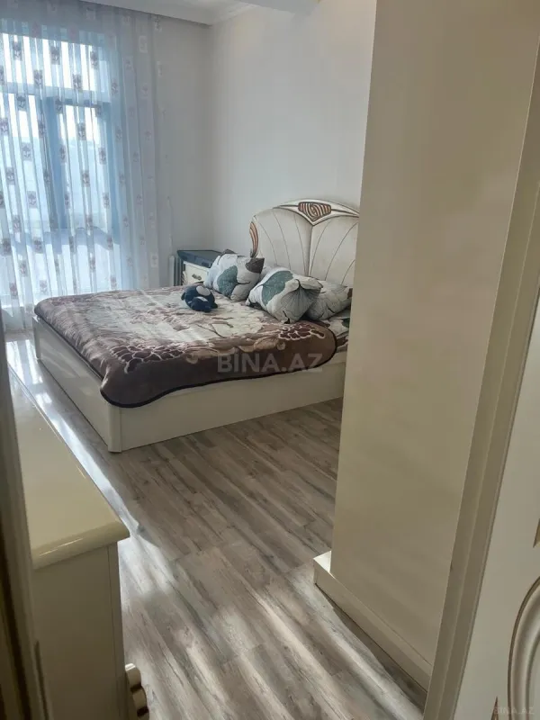 Kirayə verilir 2 otaqlı mənzil 70 m²