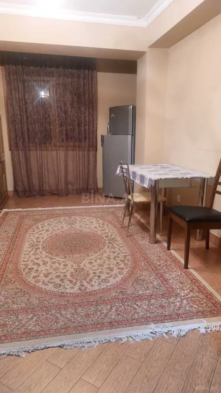 Kirayə verilir 3 otaqlı mənzil 100 m²