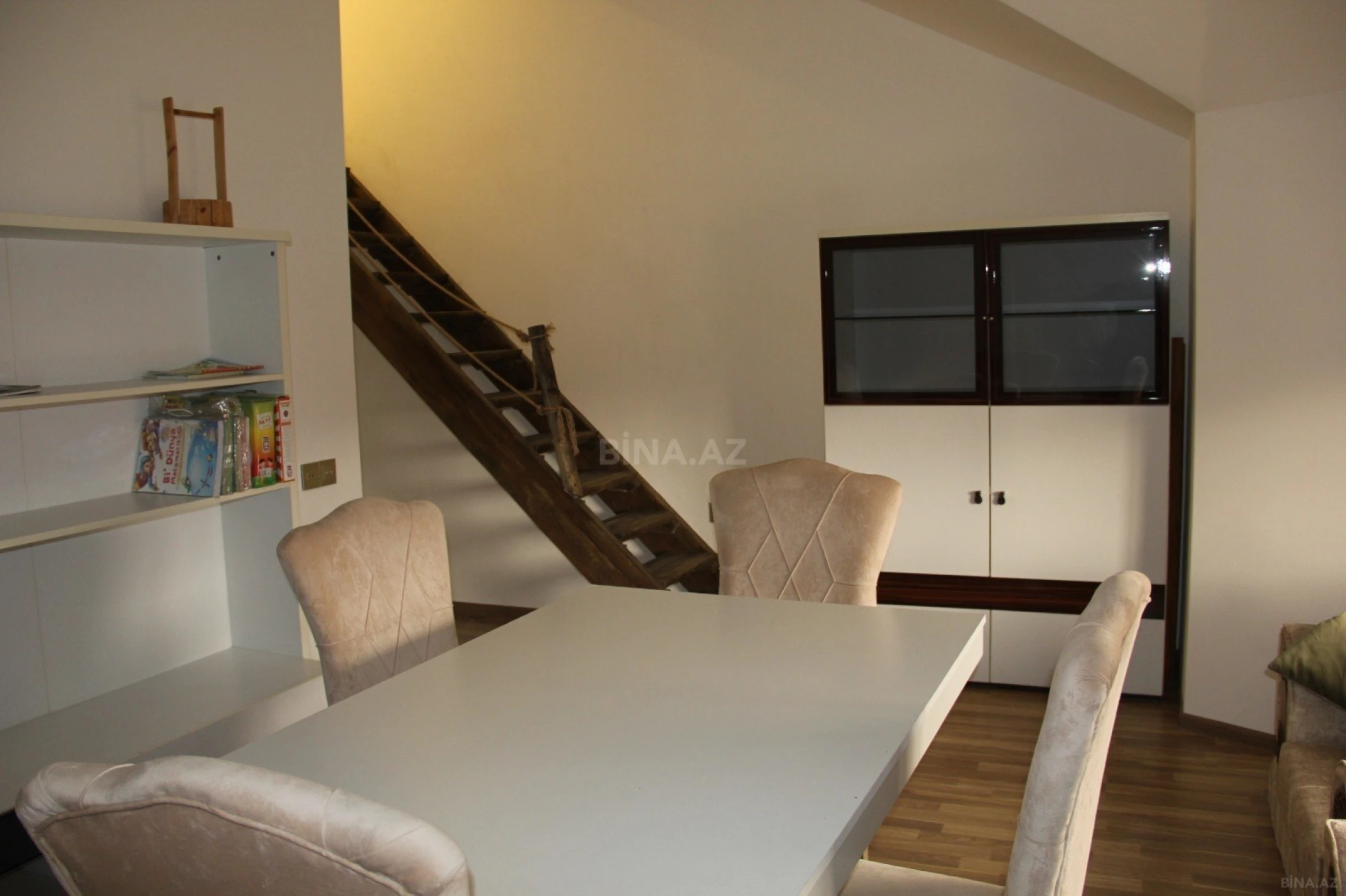 Kirayə verilir 3 otaqlı mənzil 45 m²