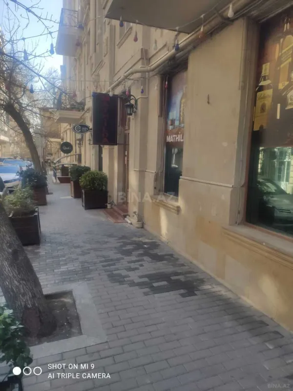 Satılır obyekt 70 m²