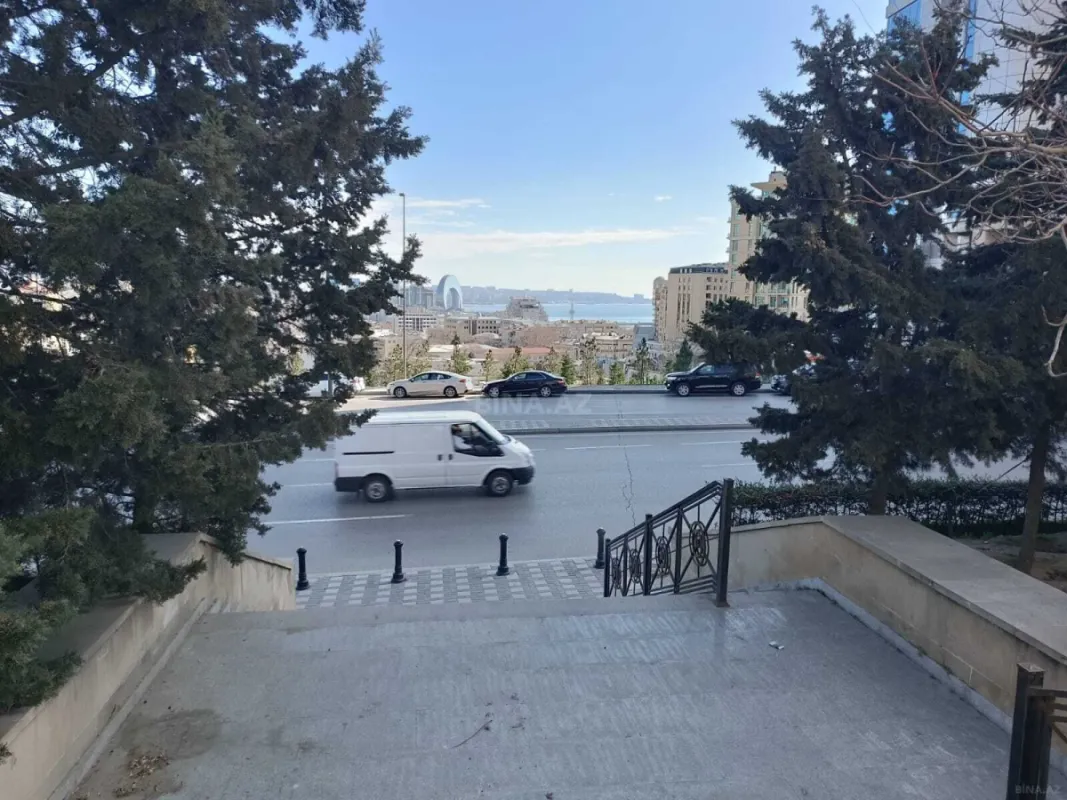 Satılır 3 otaqlı mənzil 70 m²