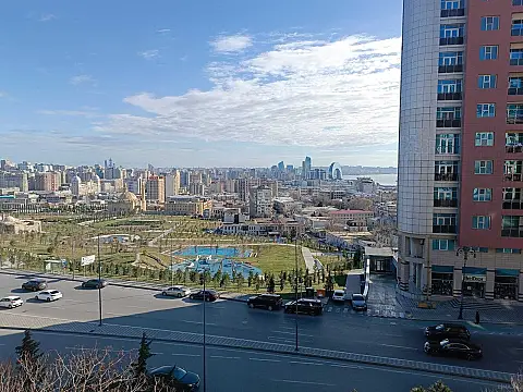 Satılır 3 otaqlı mənzil 70 m²