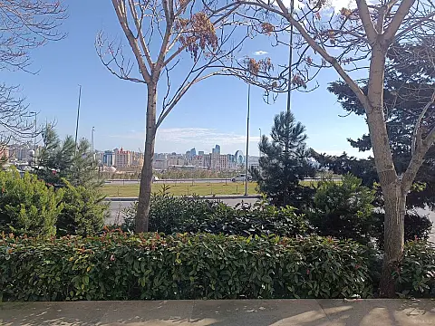 Satılır 3 otaqlı mənzil 70 m²