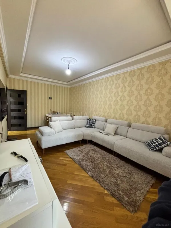 Satılır 2 otaqlı mənzil 65 m²