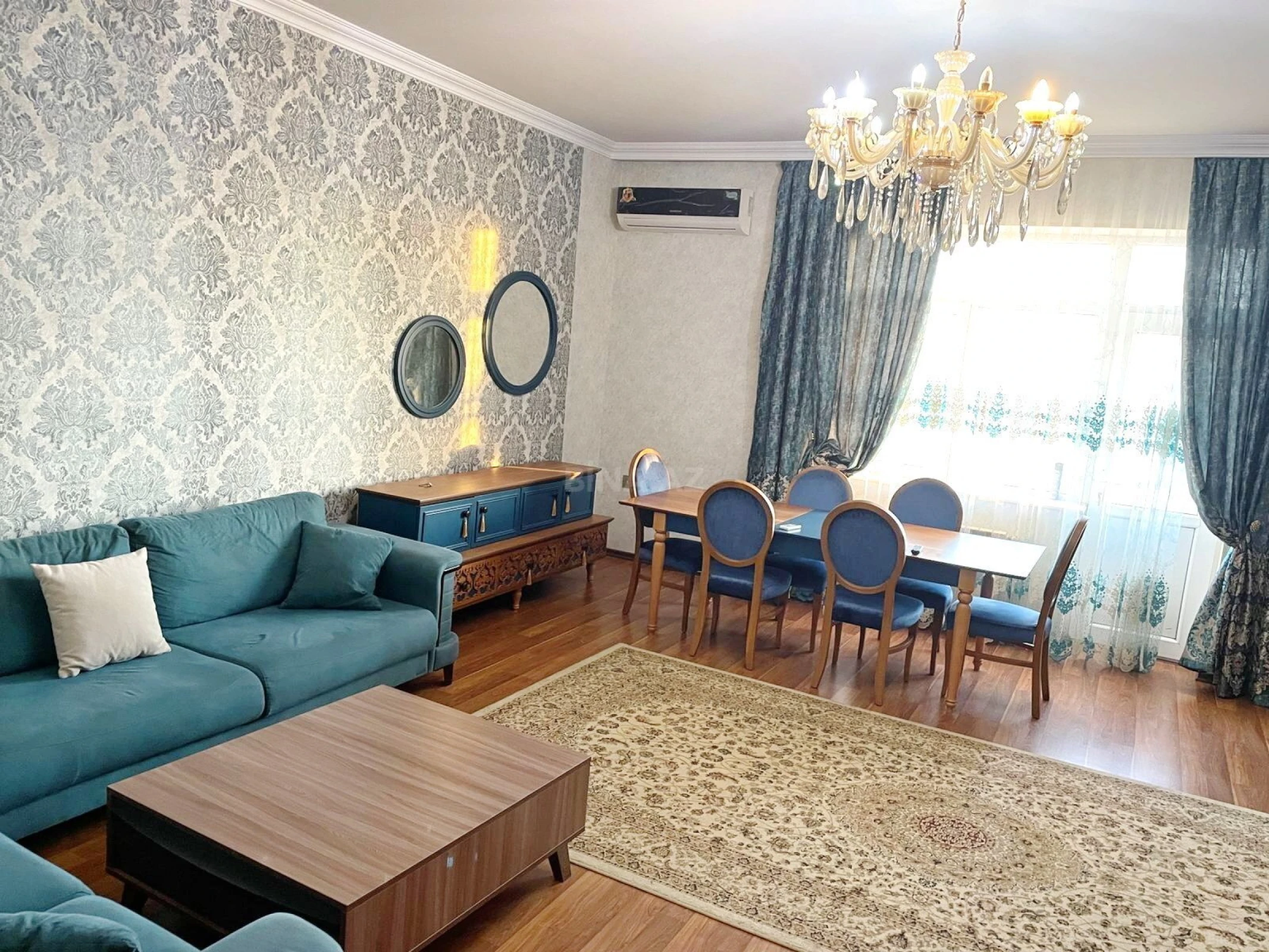 Kirayə verilir 4 otaqlı mənzil 170 m²