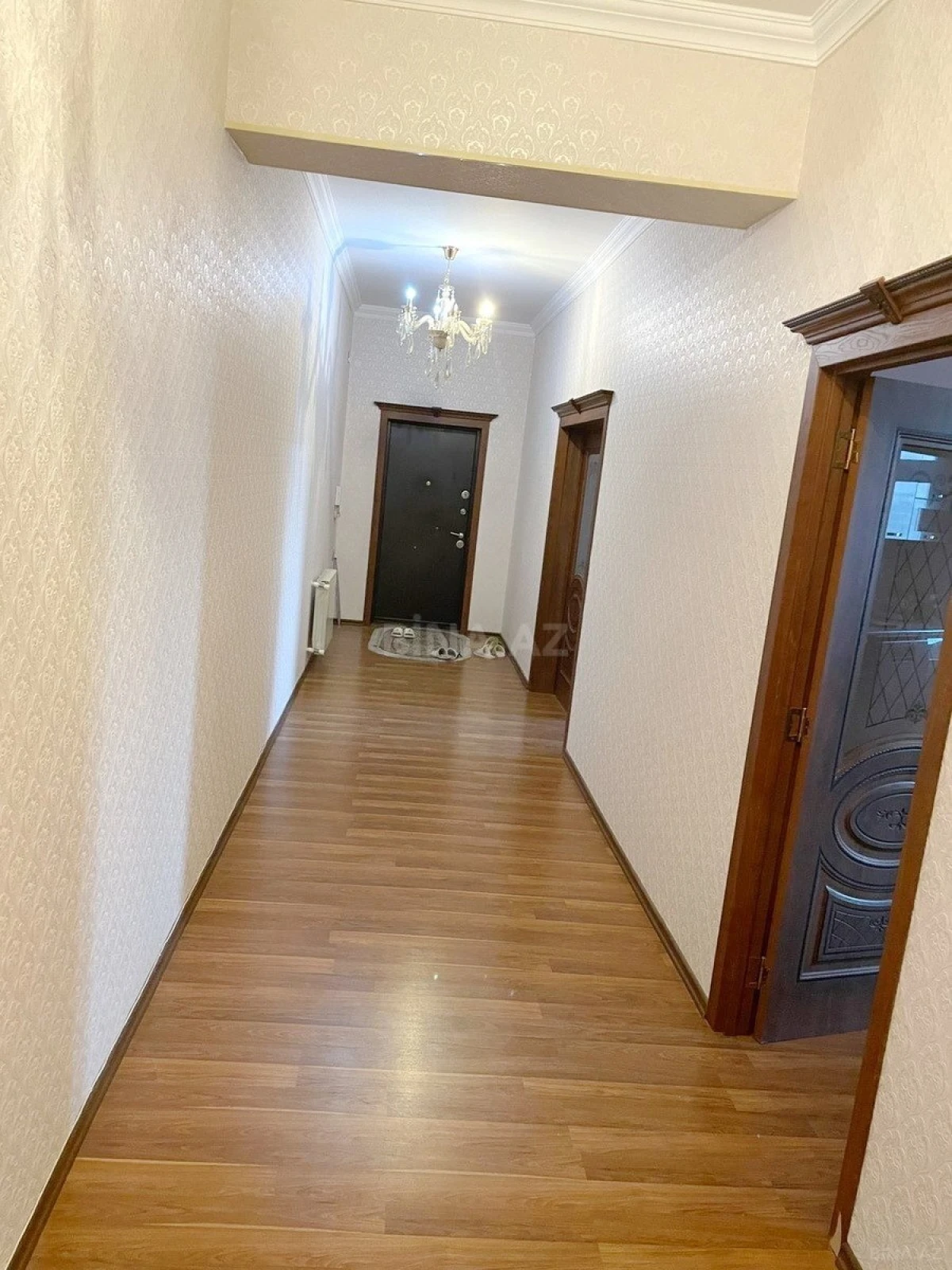 Kirayə verilir 4 otaqlı mənzil 170 m²