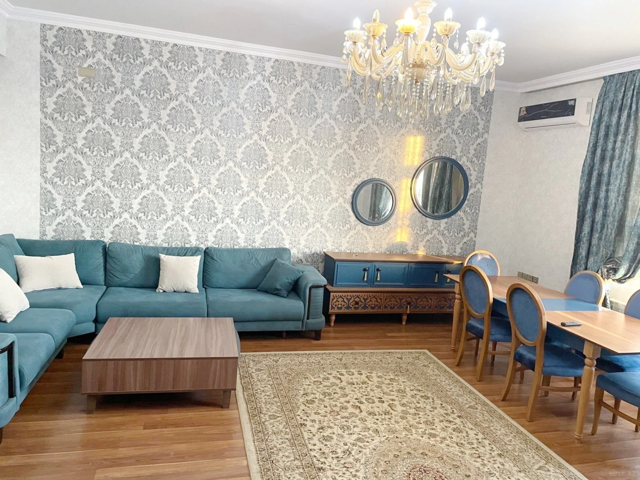 Kirayə verilir 4 otaqlı mənzil 170 m²