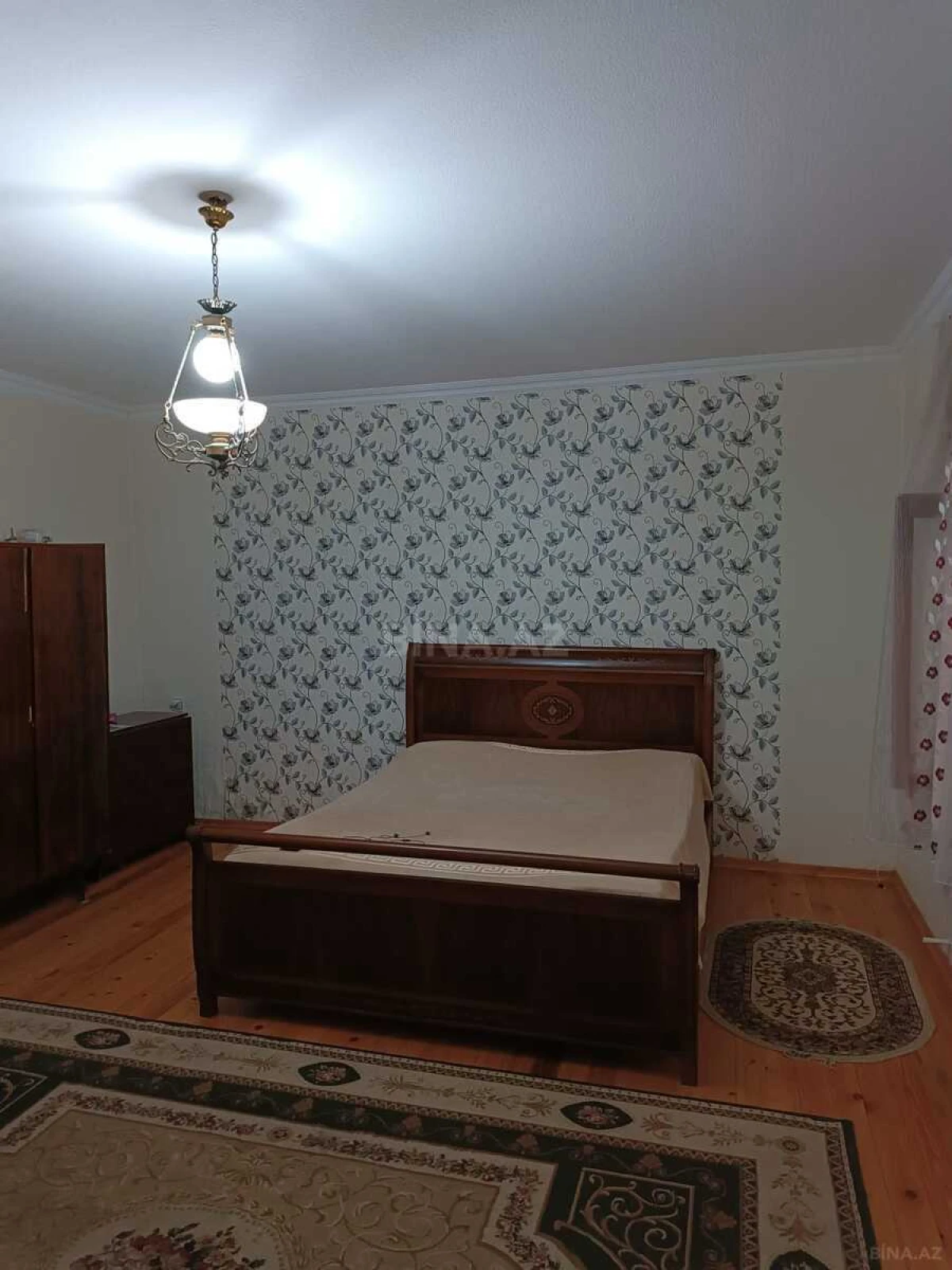Satılır 6 otaqlı həyət evi 395 m²
