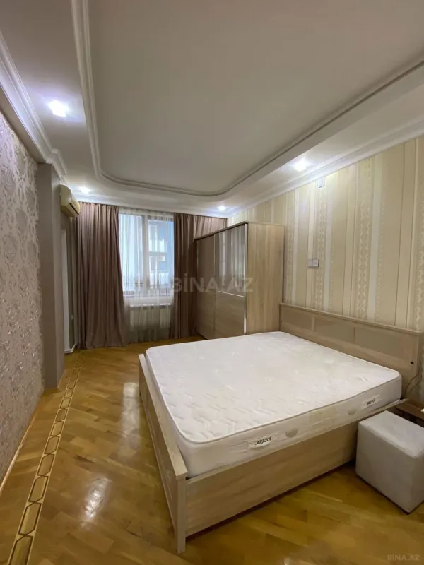 Kirayə verilir 2 otaqlı mənzil 100 m²