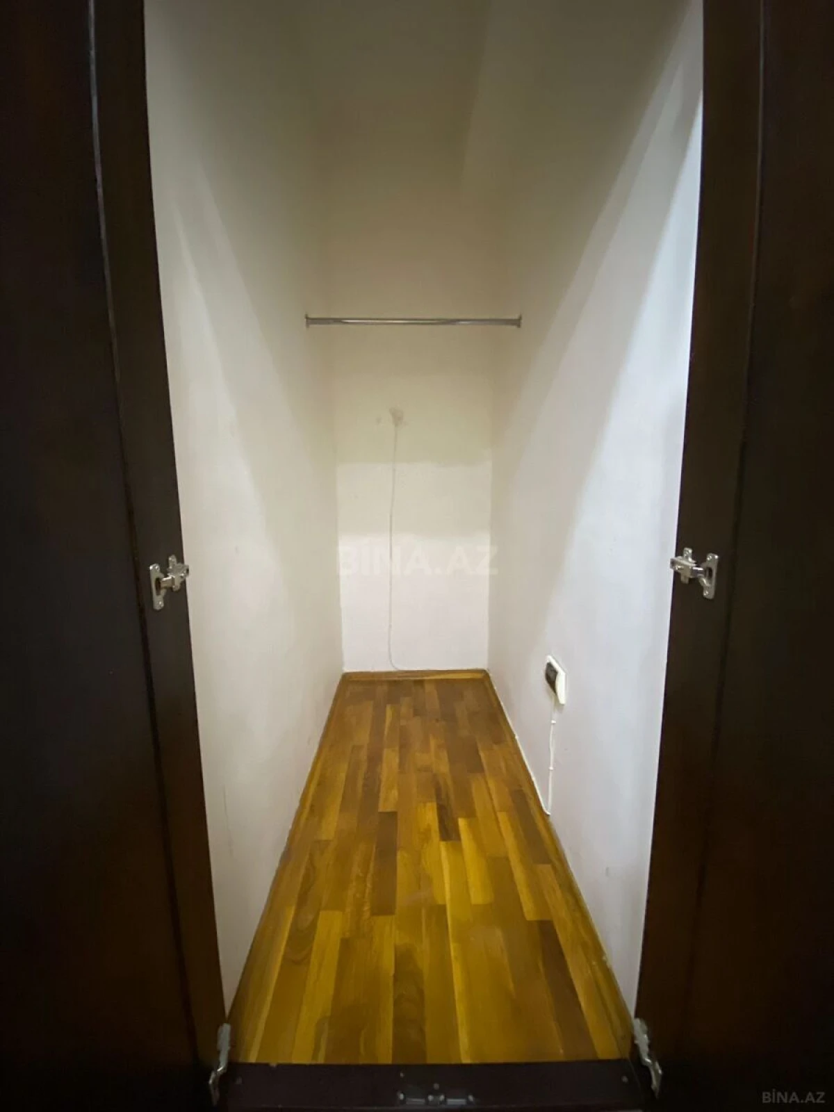 Kirayə verilir 2 otaqlı mənzil 100 m²