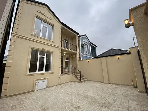 Satılır 5 otaqlı həyət evi 200 m²