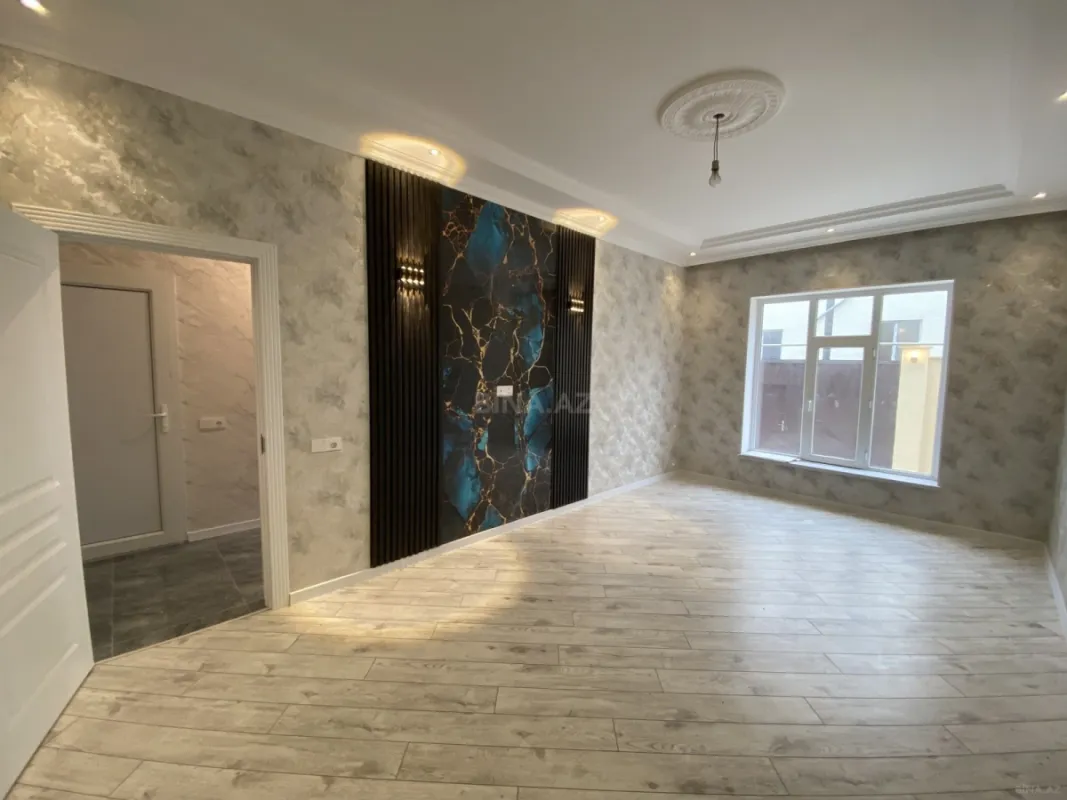 Satılır 5 otaqlı həyət evi 200 m²