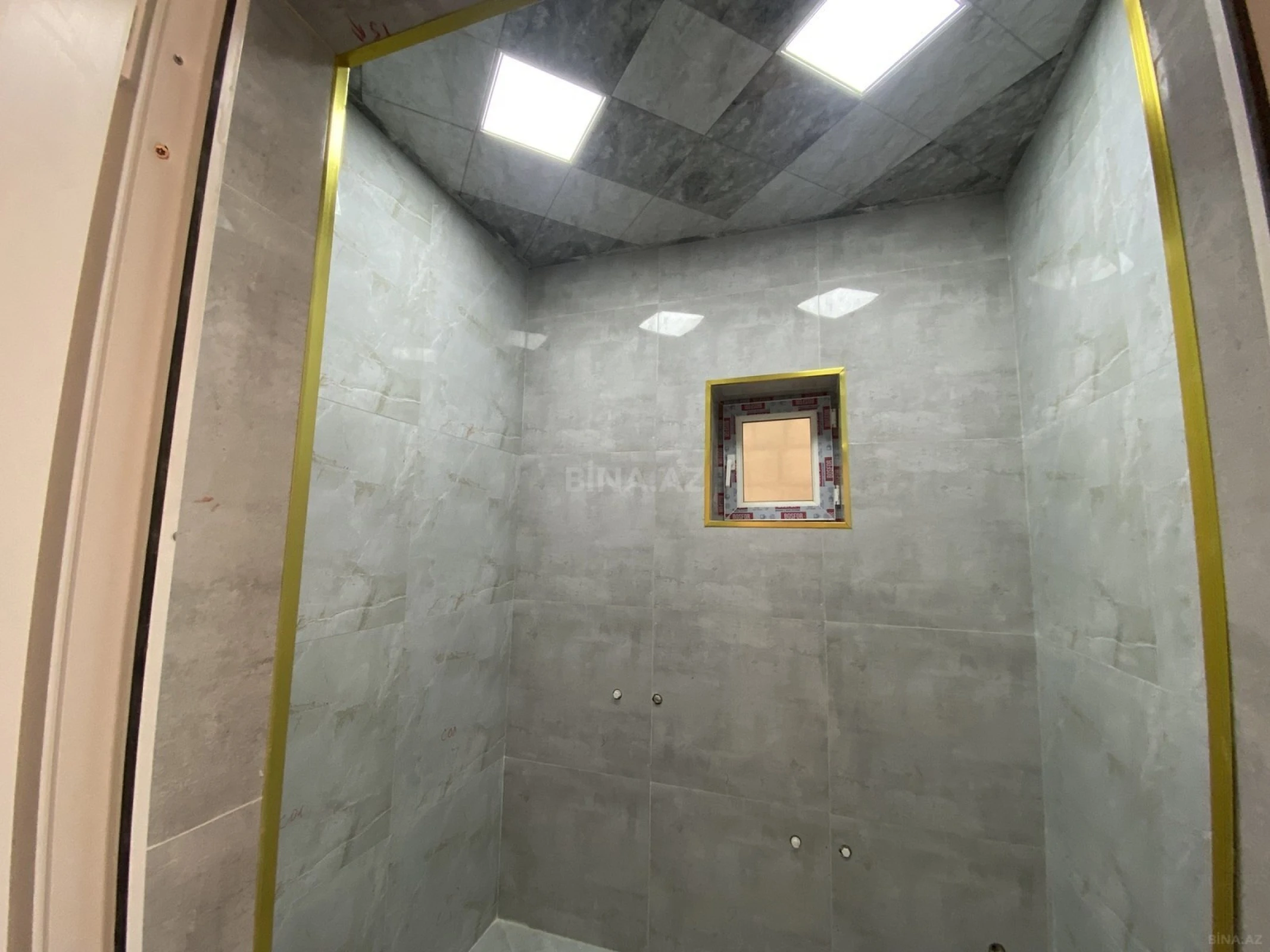 Satılır 5 otaqlı həyət evi 200 m²