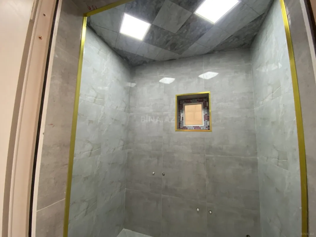 Satılır 5 otaqlı həyət evi 200 m²