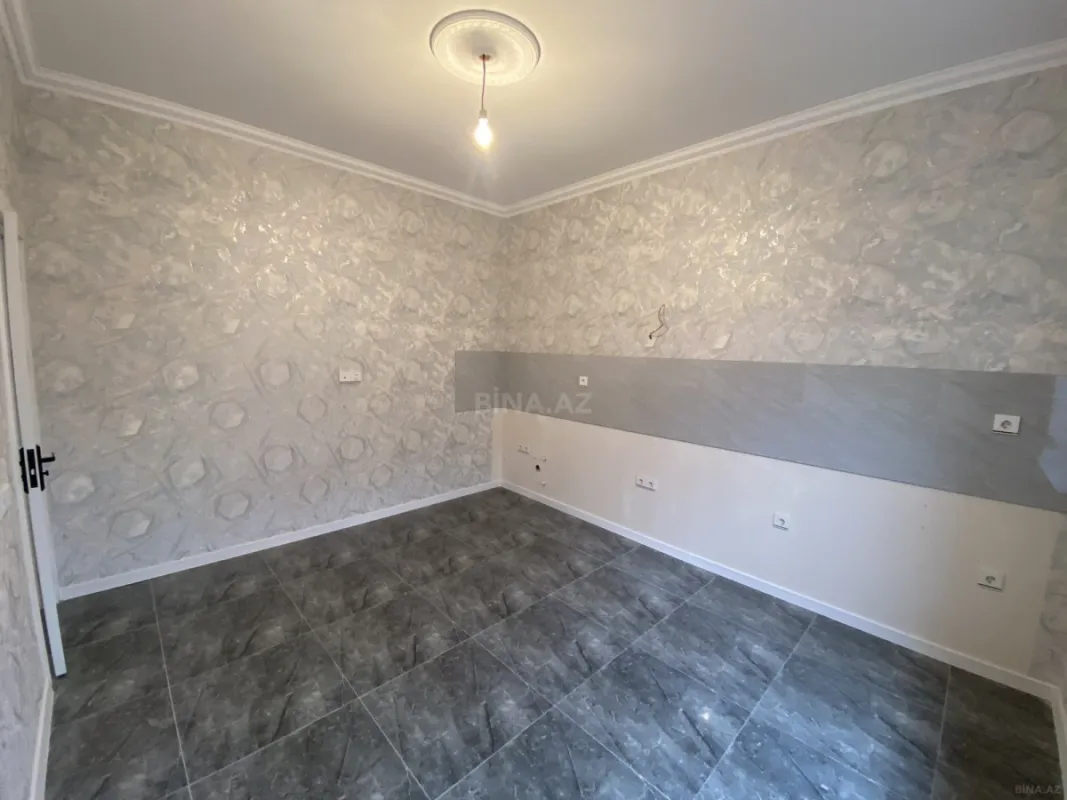 Satılır 5 otaqlı həyət evi 200 m²