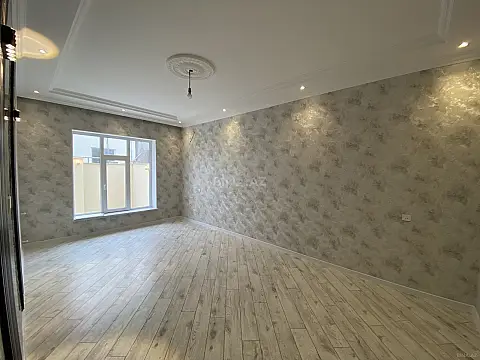 Satılır 5 otaqlı həyət evi 200 m²