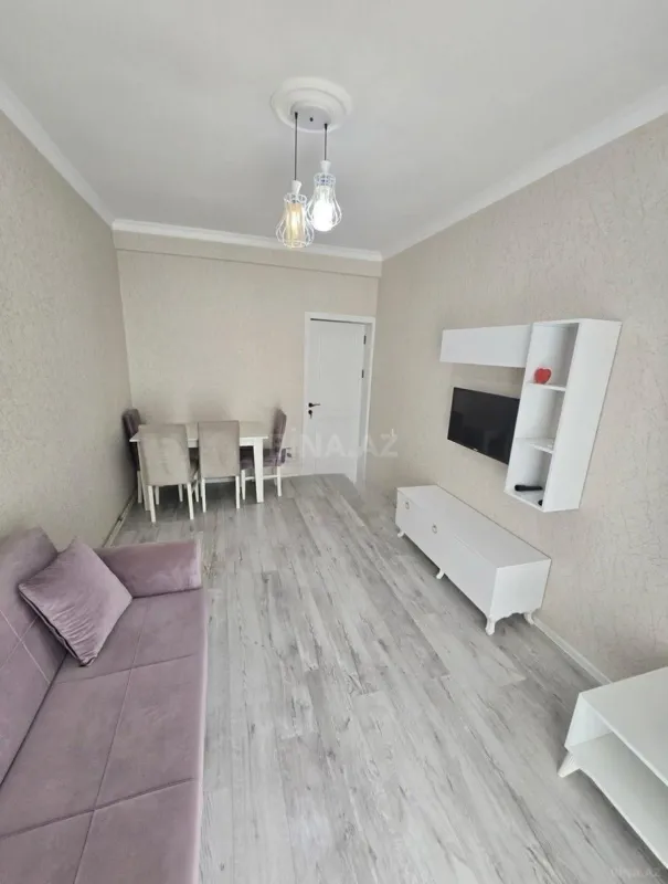 Kirayə verilir 2 otaqlı mənzil 50 m²