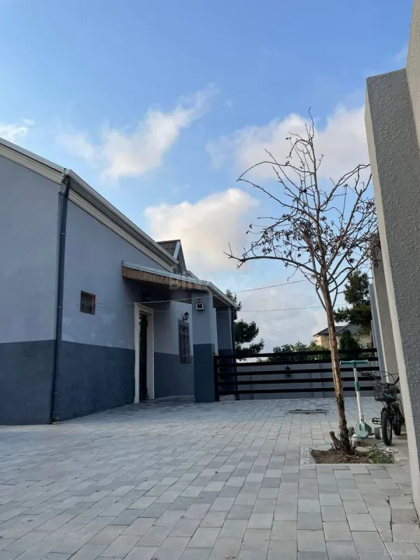 Satılır 3 otaqlı həyət evi 160 m²