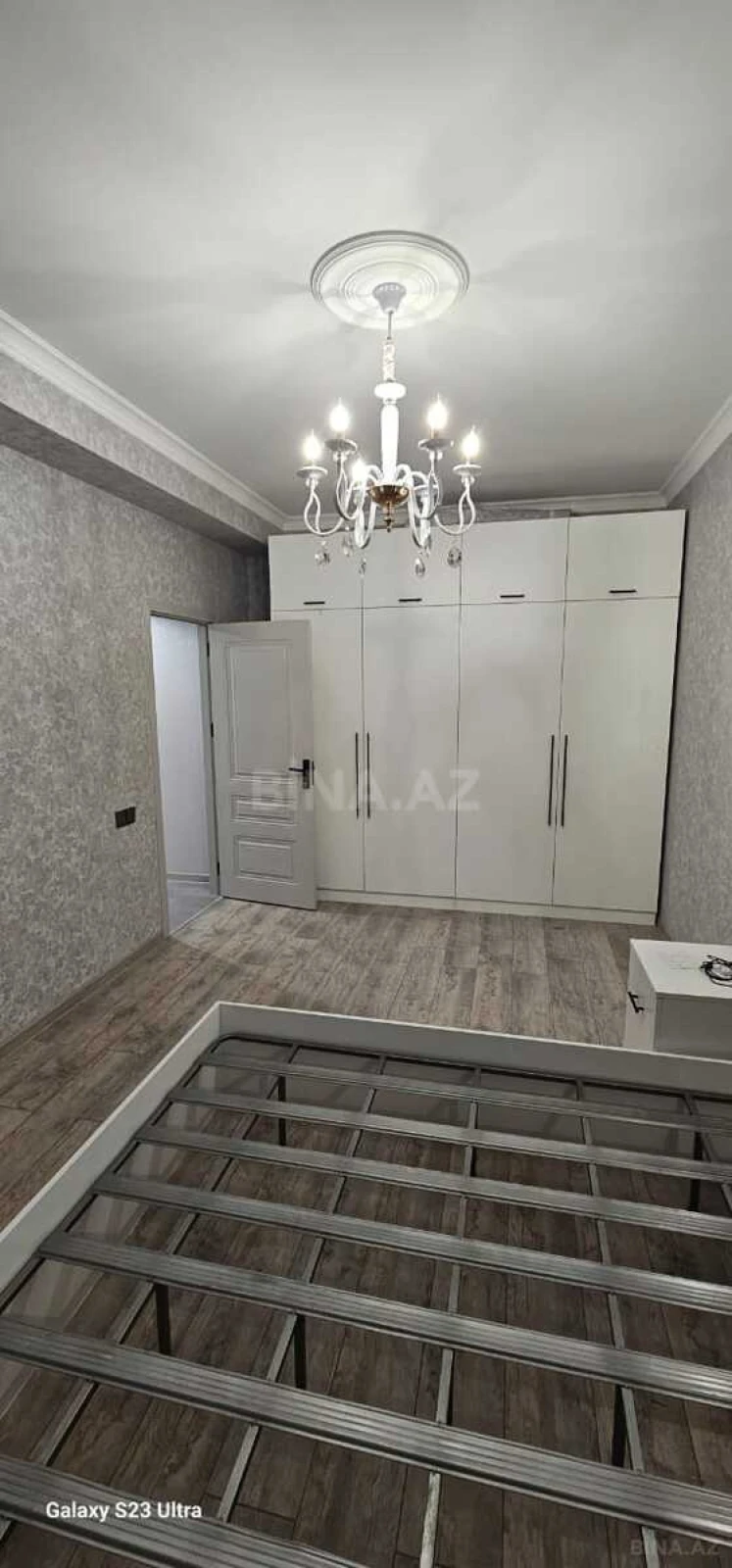 Kirayə verilir 2 otaqlı mənzil 85 m²