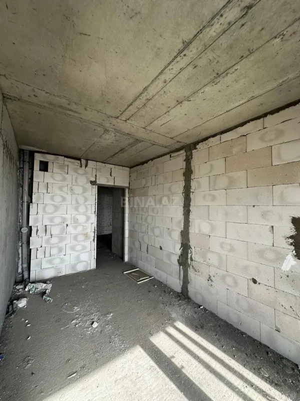 Satılır 2 otaqlı mənzil 90 m²