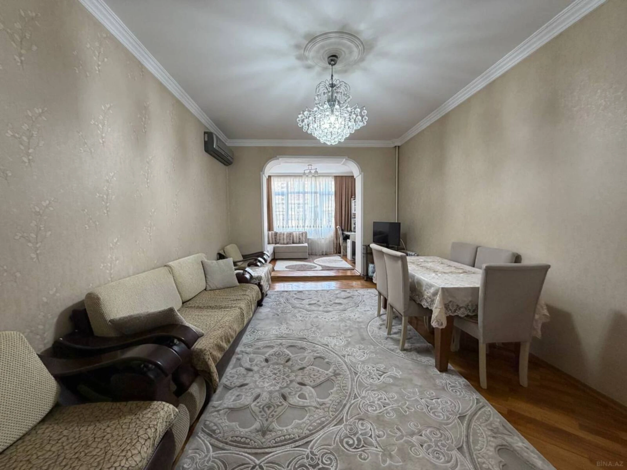 Satılır 2 otaqlı mənzil 70 m²