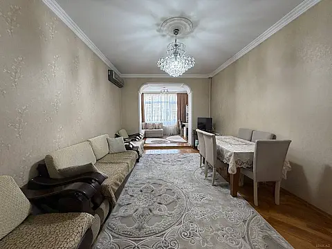 Satılır 2 otaqlı mənzil 70 m²