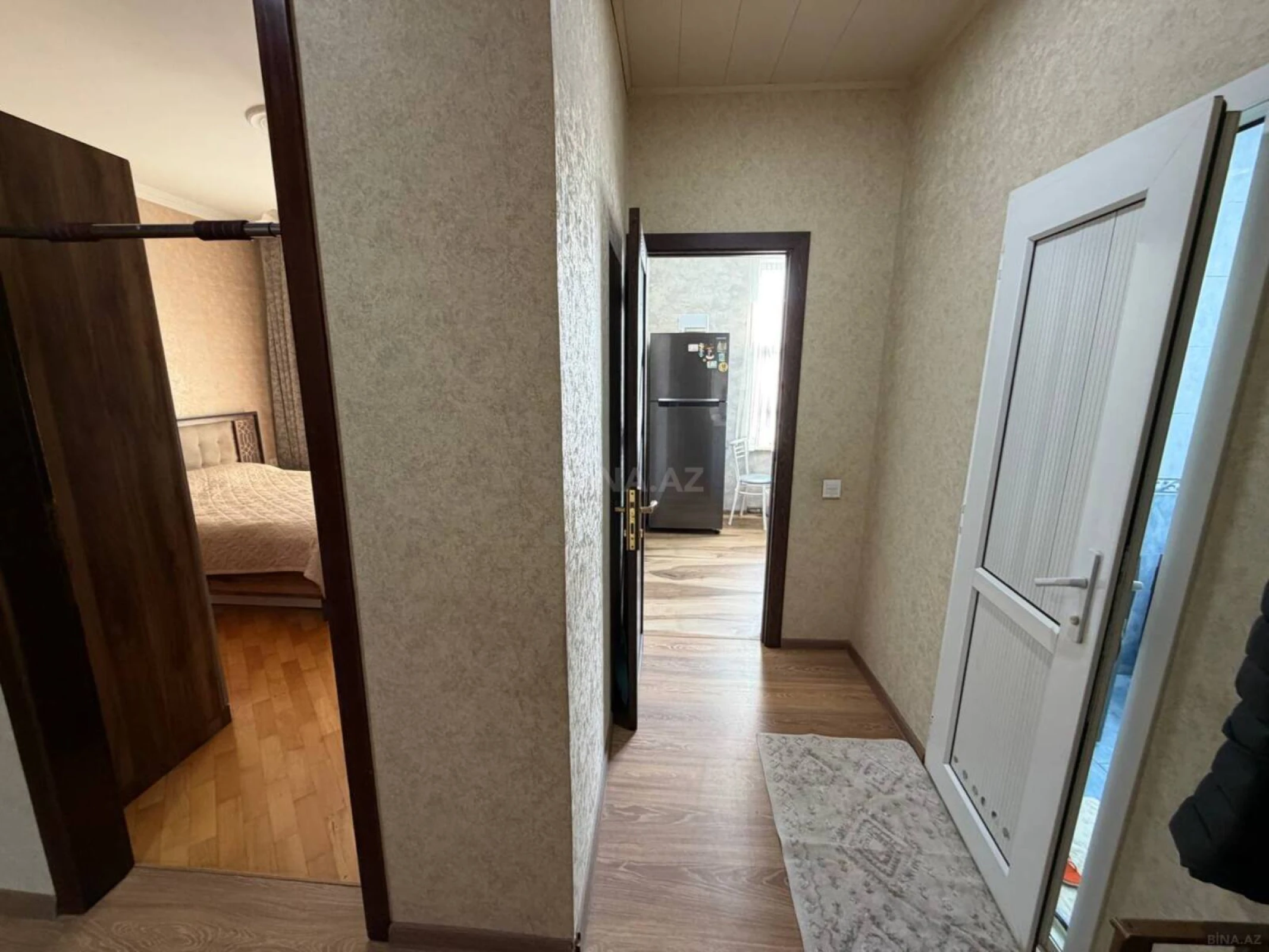 Satılır 2 otaqlı mənzil 70 m²