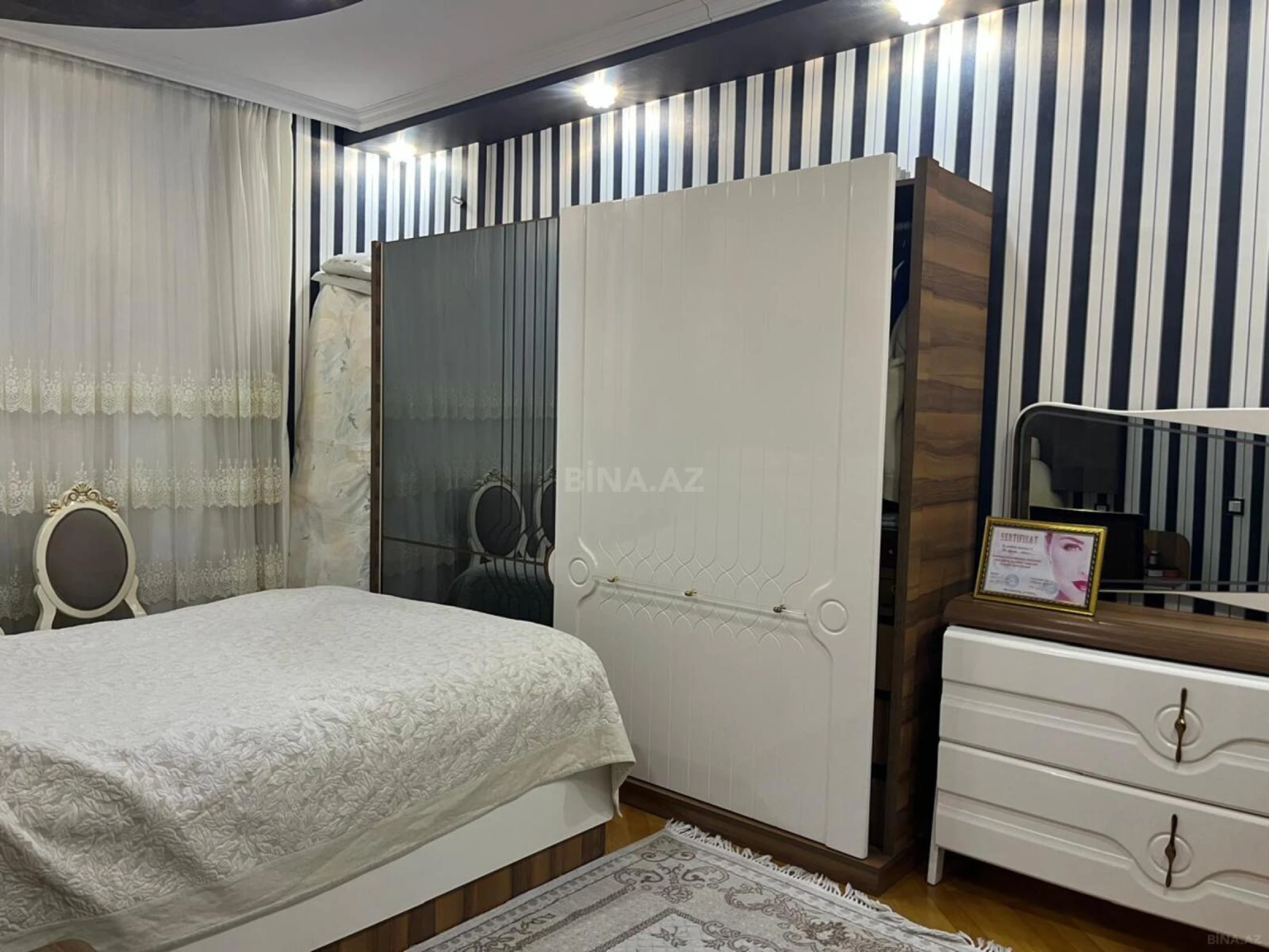 Satılır 3 otaqlı mənzil 106 m²