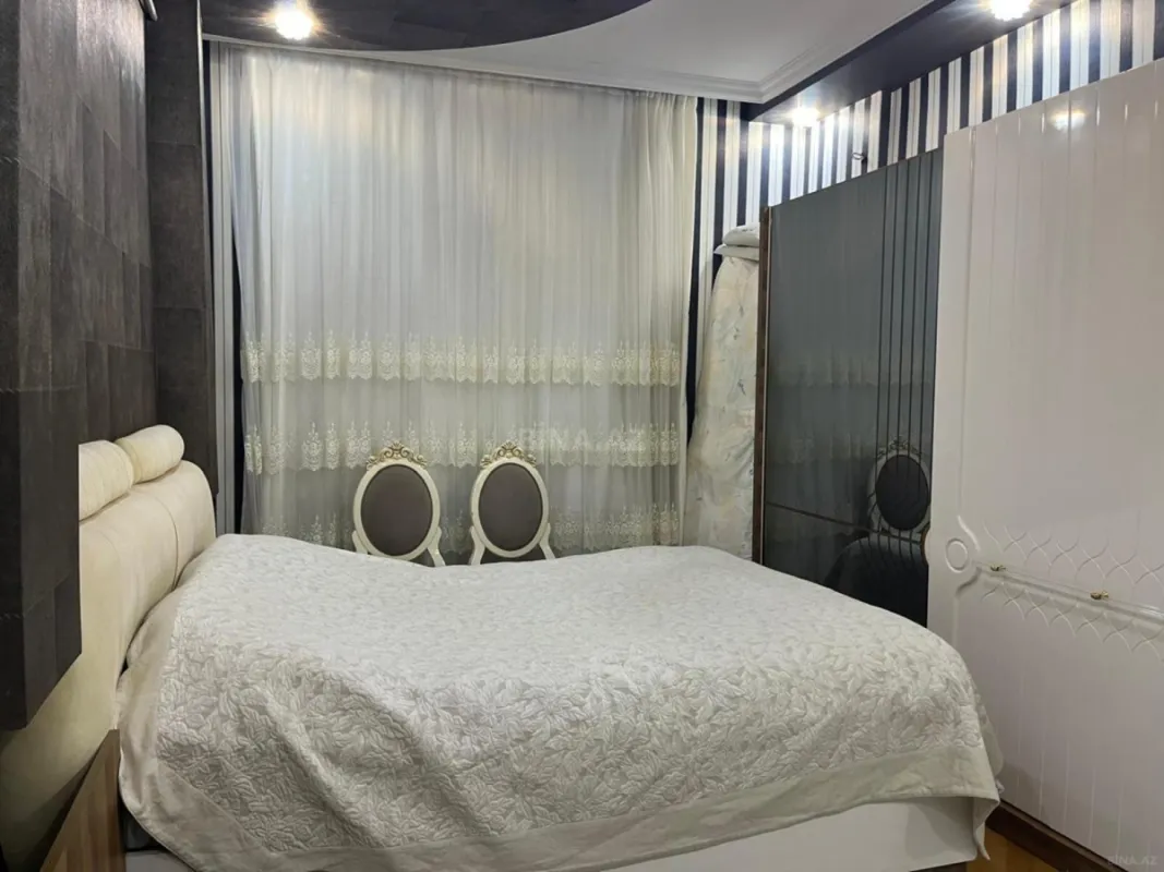 Satılır 3 otaqlı mənzil 106 m²