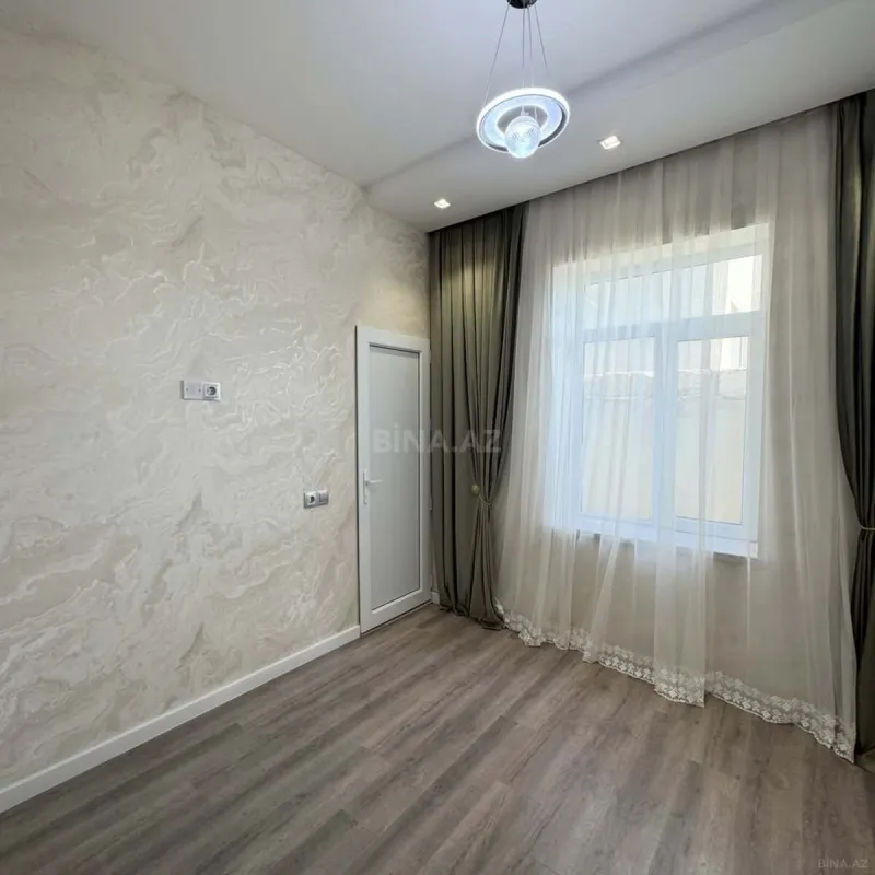 Satılır 4 otaqlı həyət evi 100 m²