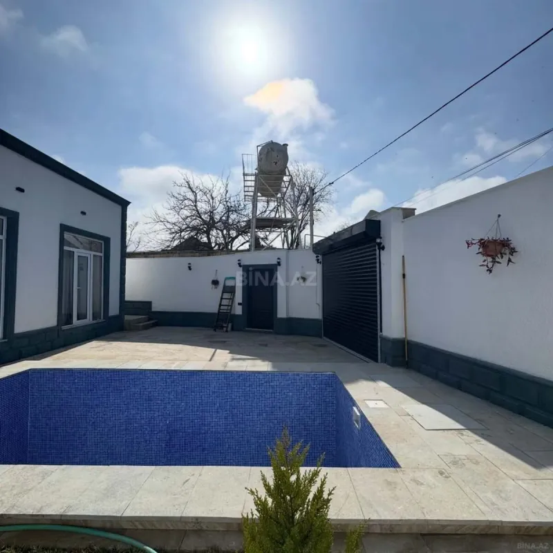 Satılır 4 otaqlı həyət evi 100 m²