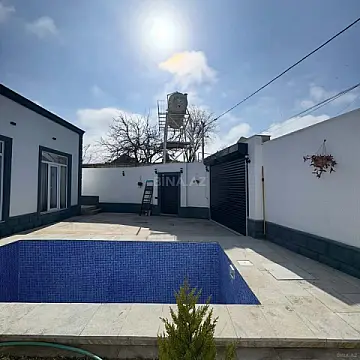 Satılır 4 otaqlı həyət evi 100 m²