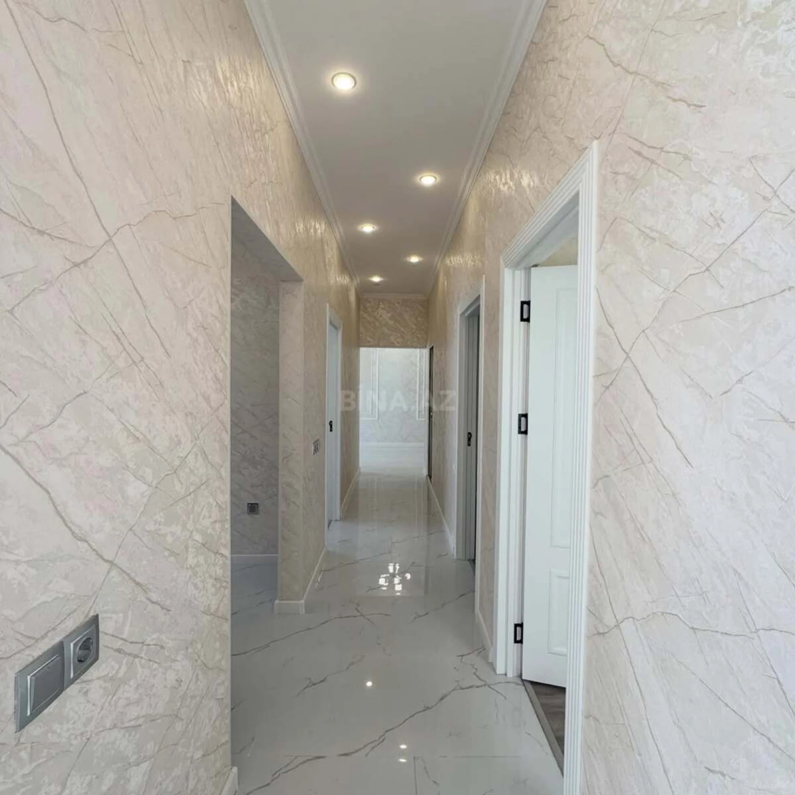 Satılır 4 otaqlı həyət evi 100 m²