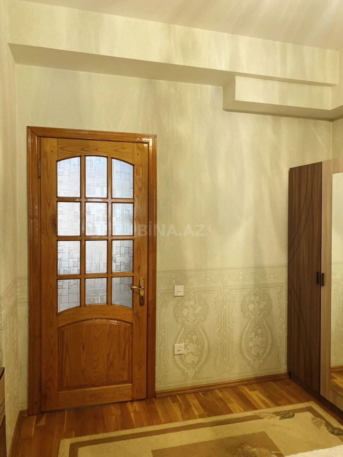 Satılır 3 otaqlı mənzil 102 m²