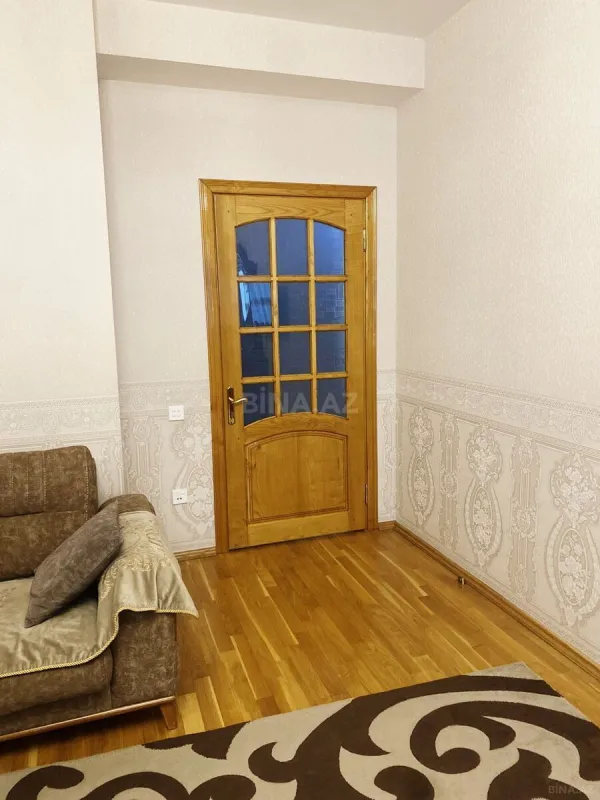 Satılır 3 otaqlı mənzil 102 m²
