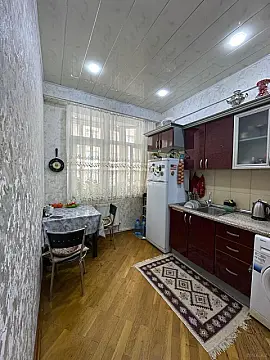 Satılır 2 otaqlı mənzil 62 m²