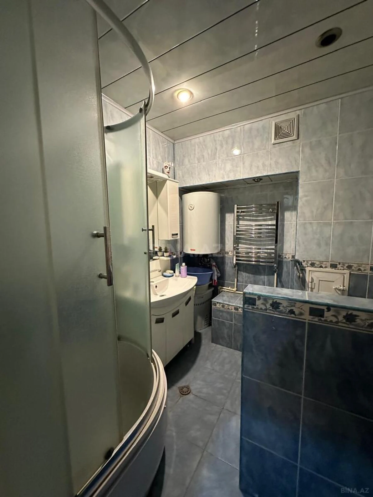 Satılır 2 otaqlı mənzil 62 m²