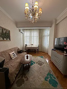 Satılır 2 otaqlı mənzil 62 m² — Bakı, İnşaatçılar 2 otaq 62.00 m²