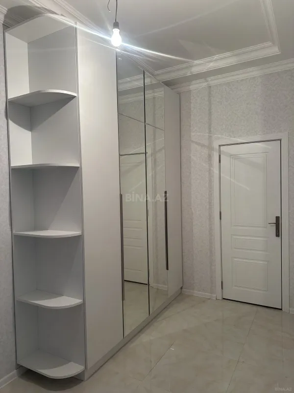 Kirayə verilir 2 otaqlı mənzil 65 m²